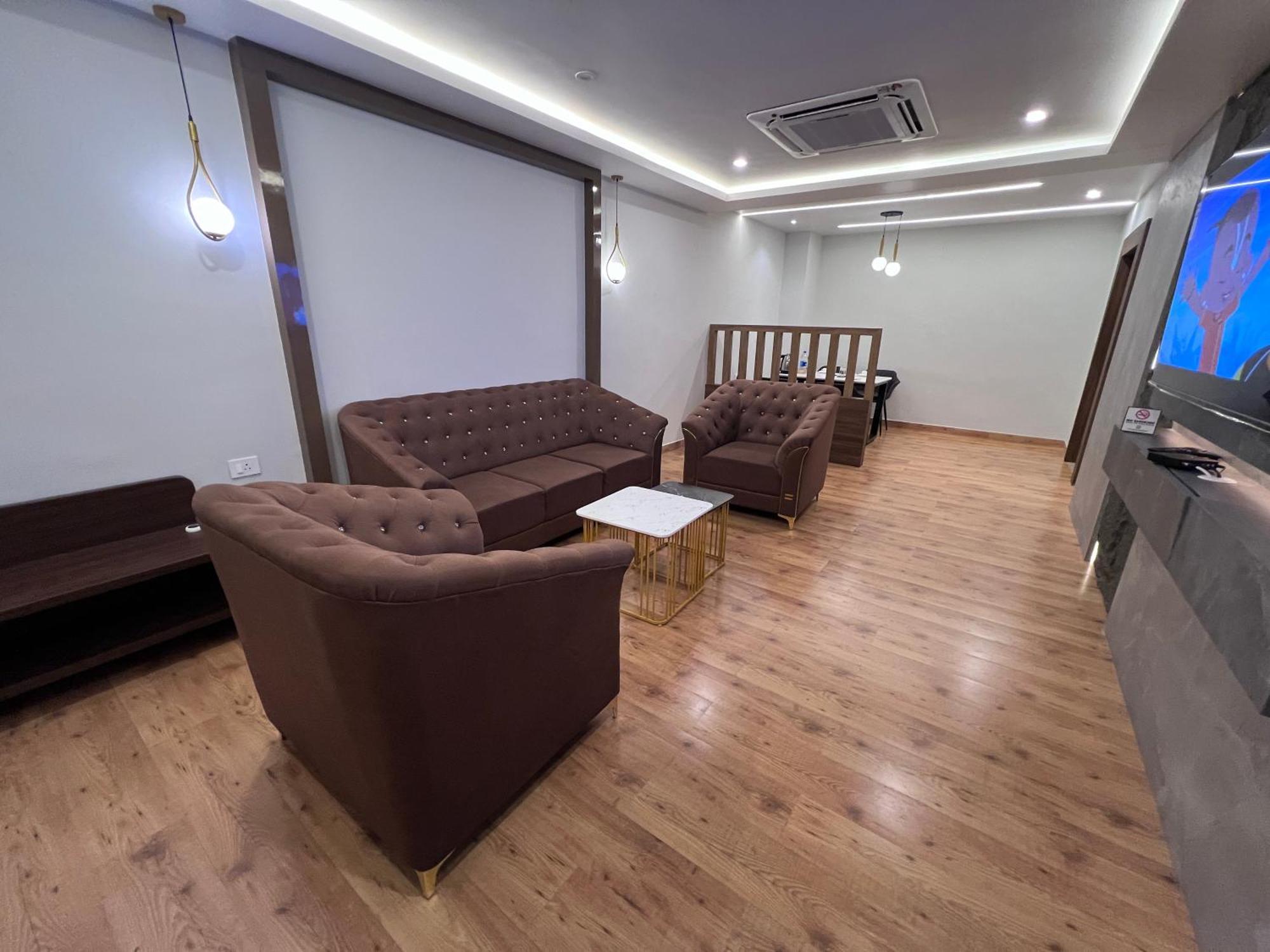 Silver Stone Park Resort, Kovilpatti Екстер'єр фото