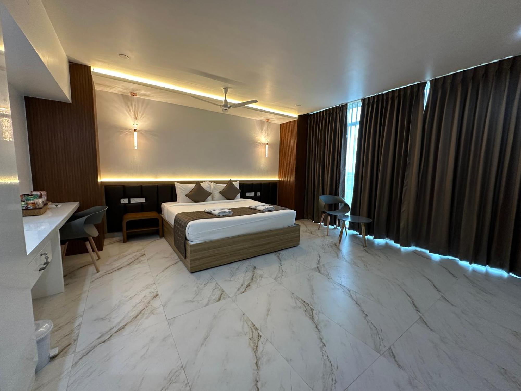 Silver Stone Park Resort, Kovilpatti Екстер'єр фото