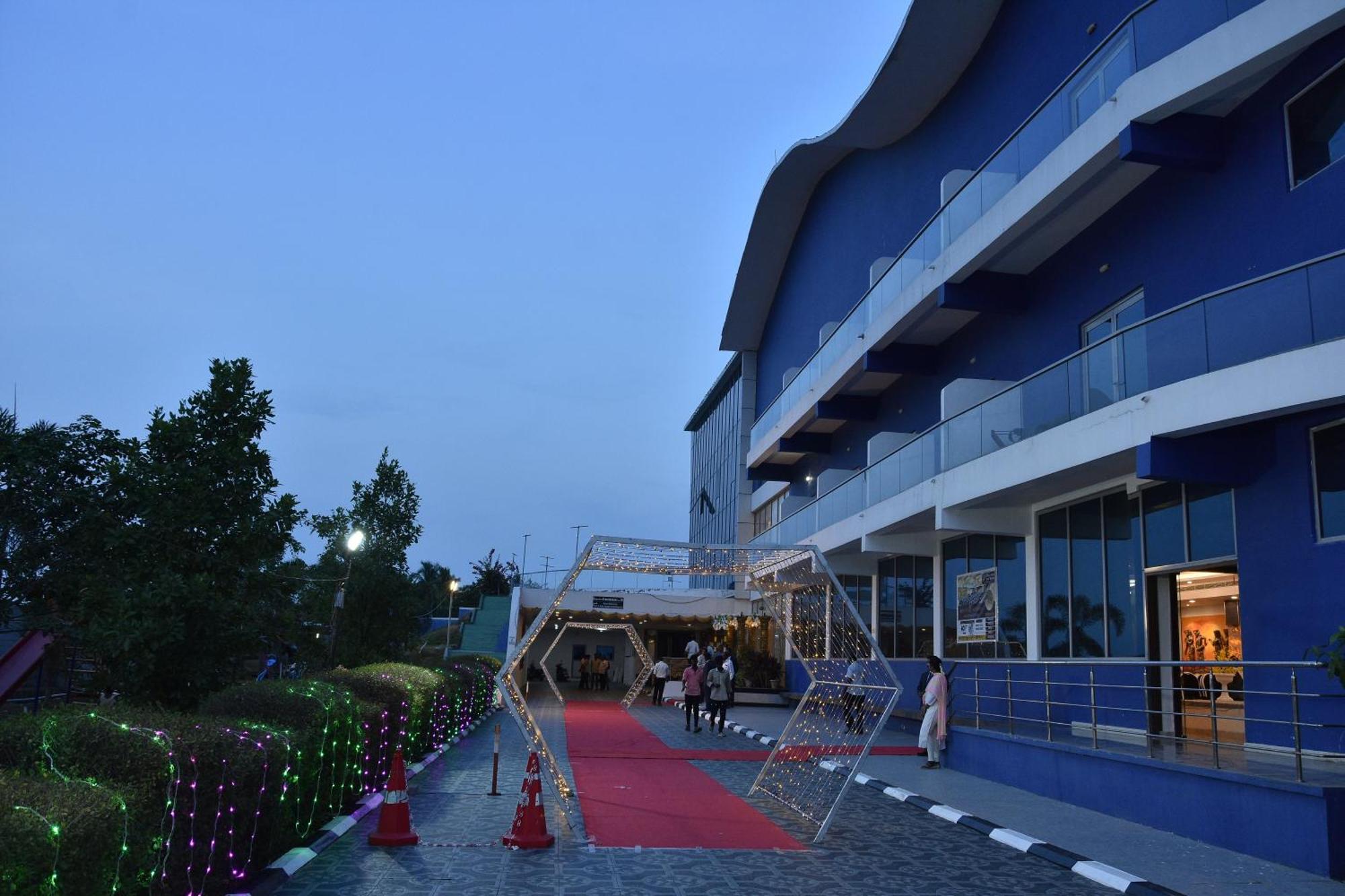 Silver Stone Park Resort, Kovilpatti Екстер'єр фото