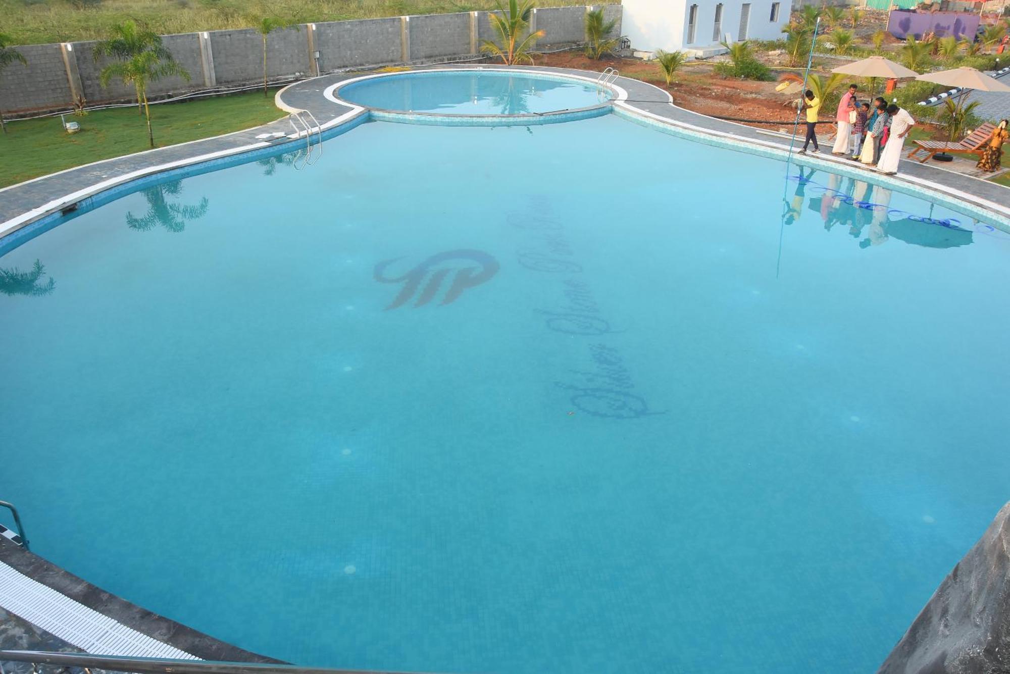 Silver Stone Park Resort, Kovilpatti Екстер'єр фото
